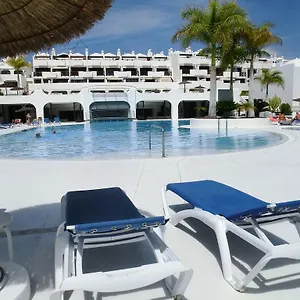 blu-paradise-costa-adeje-heated-pool.tenerifehoteles.net/